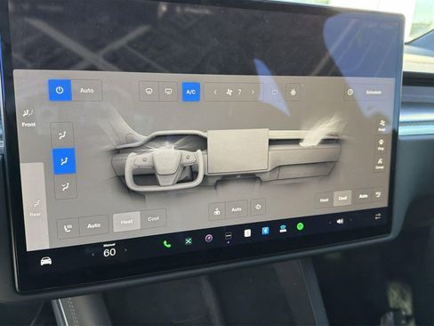 Used 2022 Tesla Model X Plaid image 12