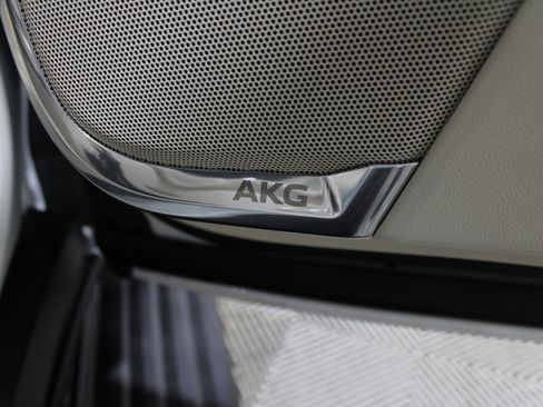 New 2025 Cadillac Escalade Sport Platinum w/ LPO, Floor Liner Package image 37