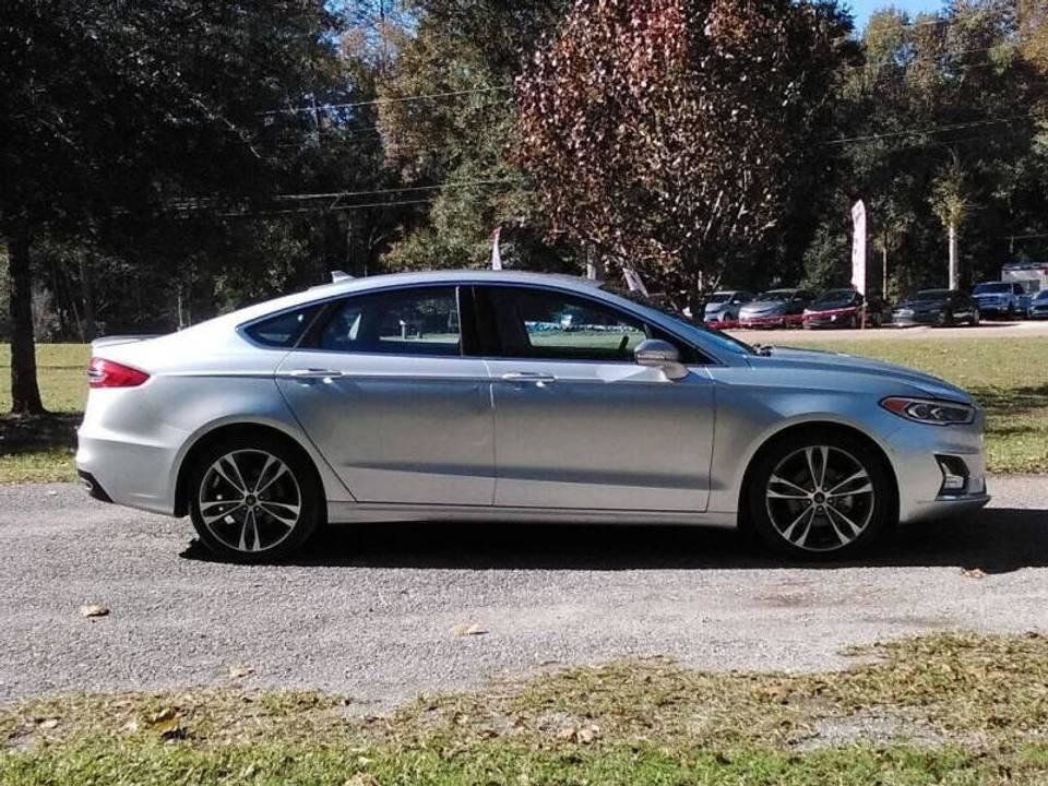 Used 2019 Ford Fusion Titanium AWD/4WD image 5