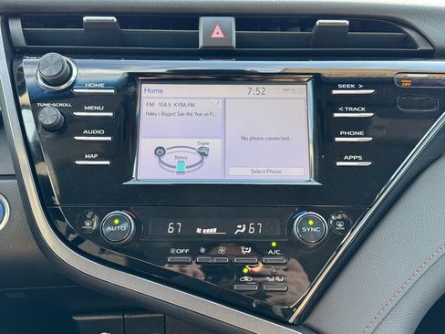Certified 2019 Toyota Camry LE FWD image 24