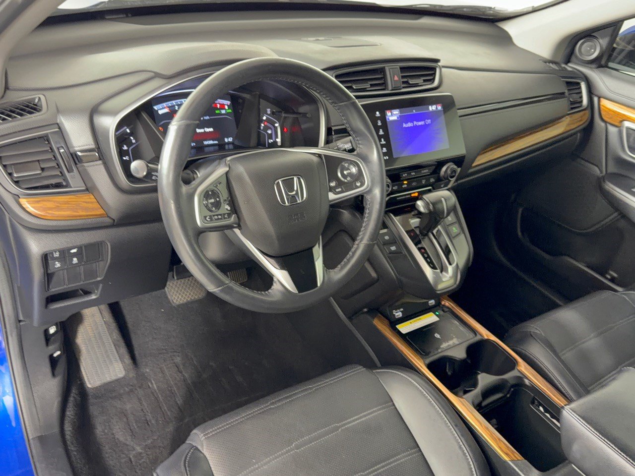 Used 2022 Honda CR-V Touring image 4