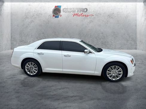 Used 2014 Chrysler 300 C w/ Beats Audio Group AWD/4WD image 7