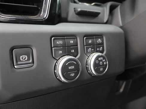 Used 2025 GMC Sierra 2500 AT4 w/ AT4 Premium Plus Package AWD/4WD image 54