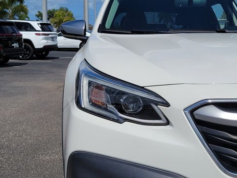 Used 2020 Subaru Outback Touring XT AWD/4WD image 7