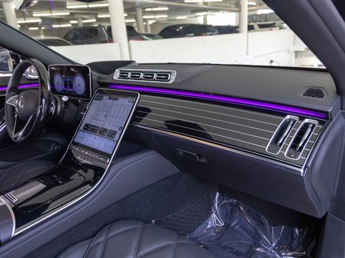 Used 2024 Mercedes-Benz Maybach S 680 4MATIC image 26