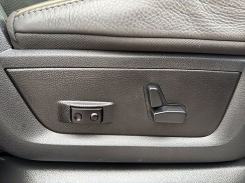 Used 2013 RAM 2500 Longhorn w/ HD Snow Plow Prep Group image 30