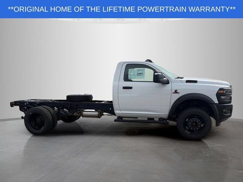 New 2026 RAM 5500 Tradesman AWD/4WD image 2