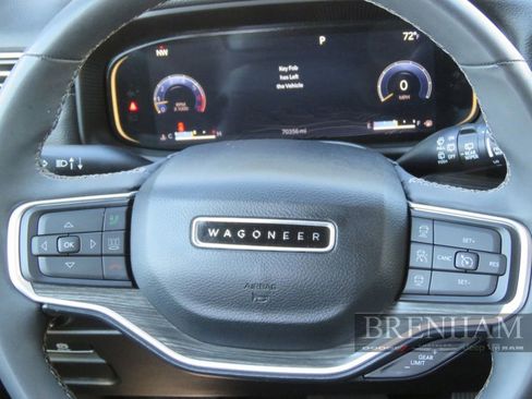Used 2023 Jeep Wagoneer L Series II image 28