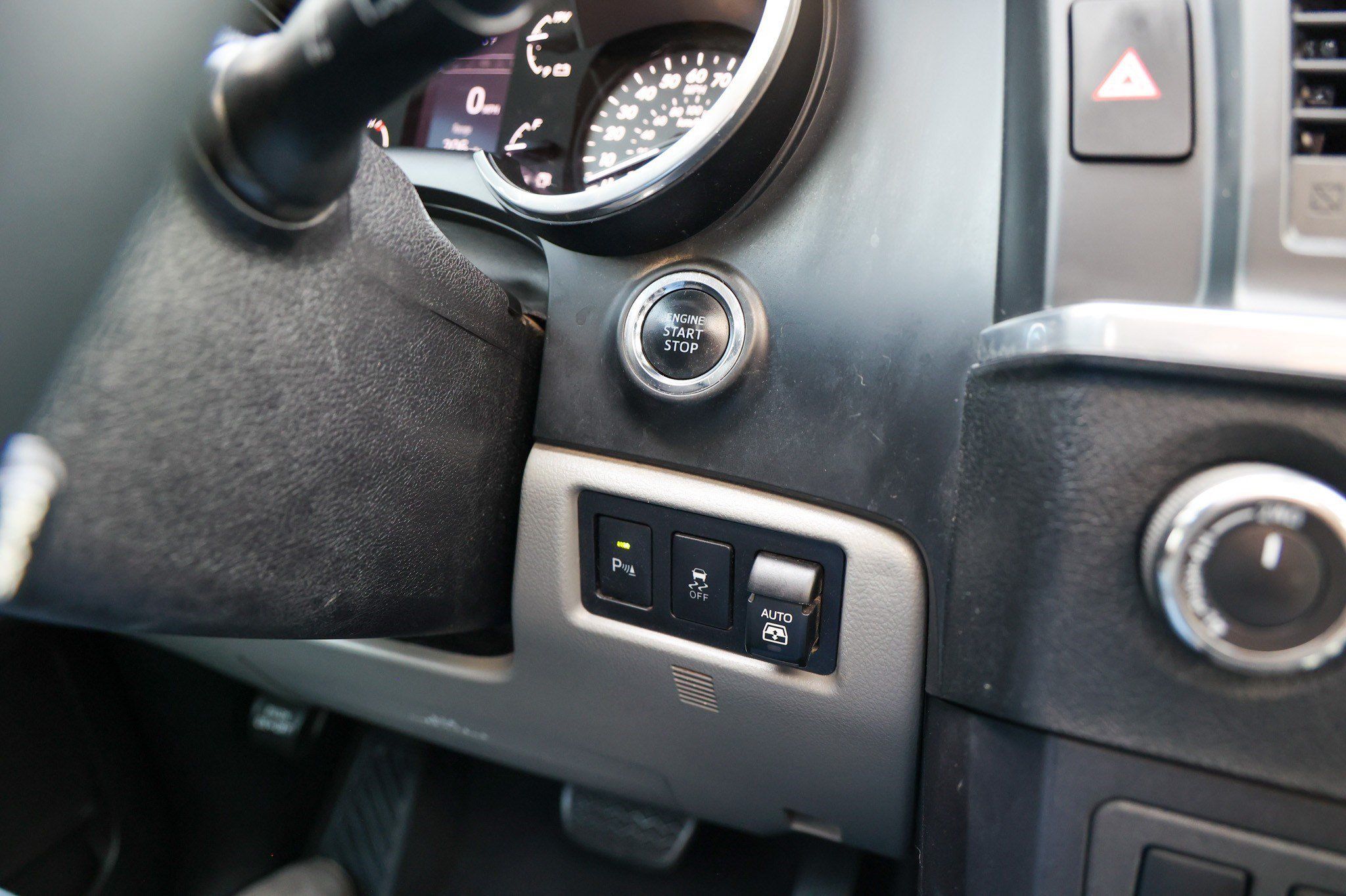 Used 2020 Toyota Sequoia Limited w/ Safety & Convenience Package AWD/4WD image 20