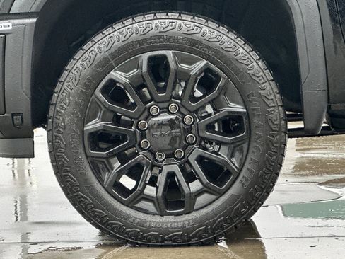 New 2026 GMC Sierra 2500 AT4 w/ Technology Package image 26