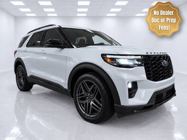 Used 2026 Ford Explorer ST AWD/4WD image 3