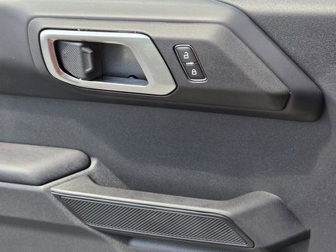 New 2025 Ford Bronco Outer Banks image 18