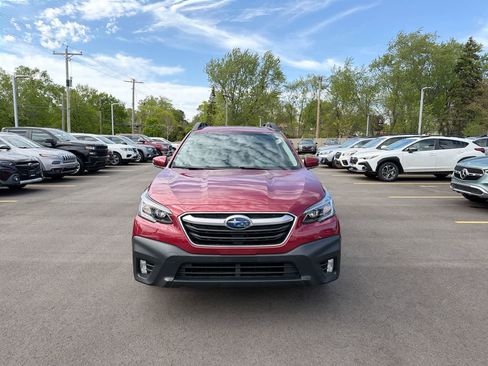 Certified 2022 Subaru Outback Premium AWD/4WD image 16
