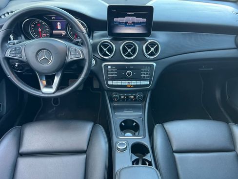 Used 2019 Mercedes-Benz GLA 250 4MATIC image 4