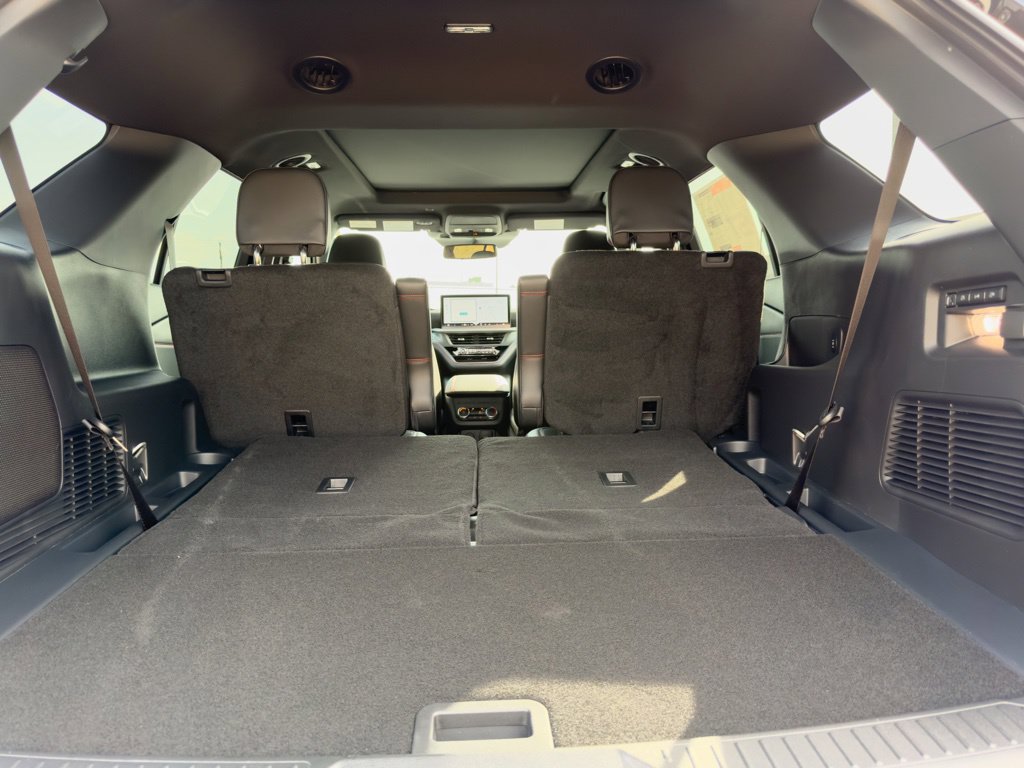 New 2026 Ford Explorer ST w/ Sun And Sound Package AWD/4WD image 8