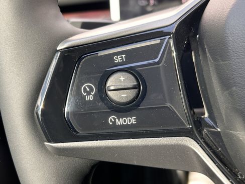 Used 2026 BMW i5 eDrive40 RWD image 11