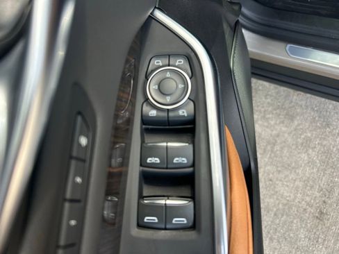 Used 2023 Cadillac XT4 Sport FWD image 20