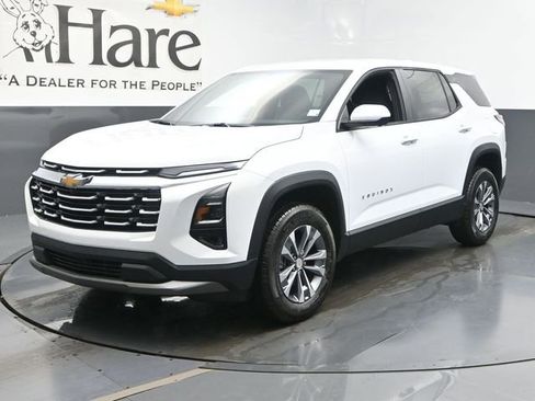 New 2026 Chevrolet Equinox LT w/ Safety and Technology Package image 12