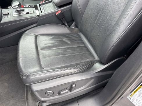 Used 2020 Audi Q5 2.0T Premium w/ Convenience Package image 15