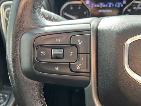 Used 2022 GMC Sierra 3500 Denali image 25