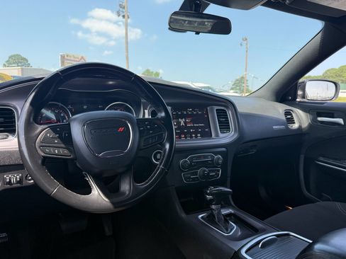 Used 2023 Dodge Charger SXT RWD image 32