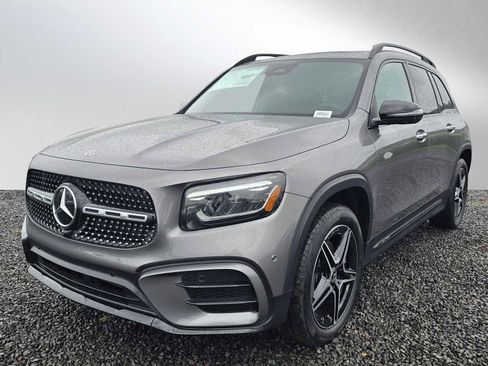 New 2026 Mercedes-Benz GLB 250 4MATIC image 7