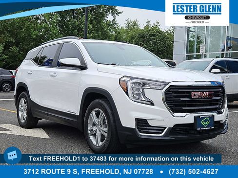 Certified 2023 GMC Terrain SLE w/ Driver Convenience Package FWD image 1