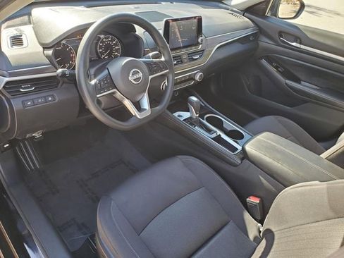 Certified 2023 Nissan Altima 2.5 SV image 13