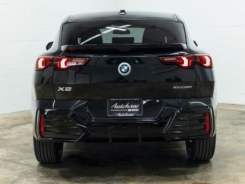 Certified 2025 BMW X2 xDrive28i w/ Technology Package image 13