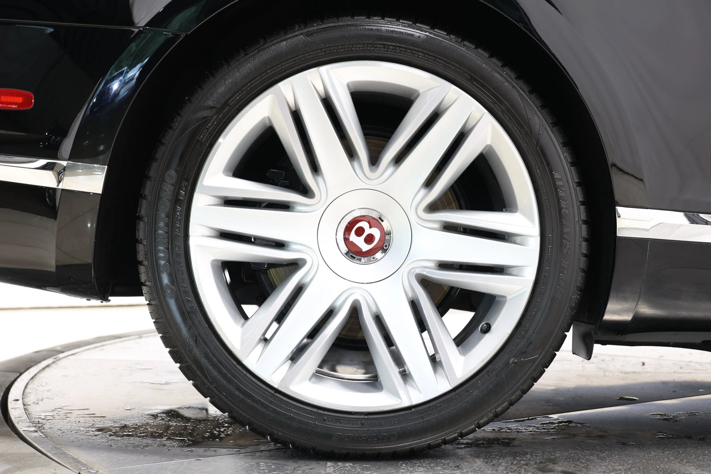 Used 2017 Bentley Continental GT AWD/4WD image 98