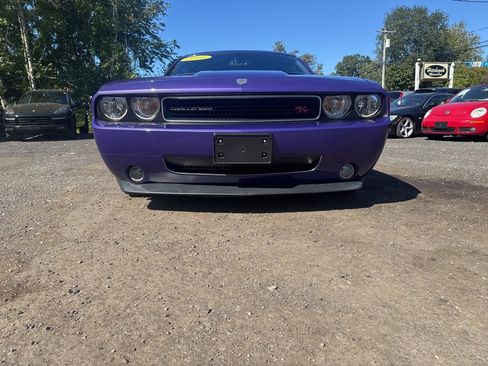Used 2010 Dodge Challenger R/T image 4