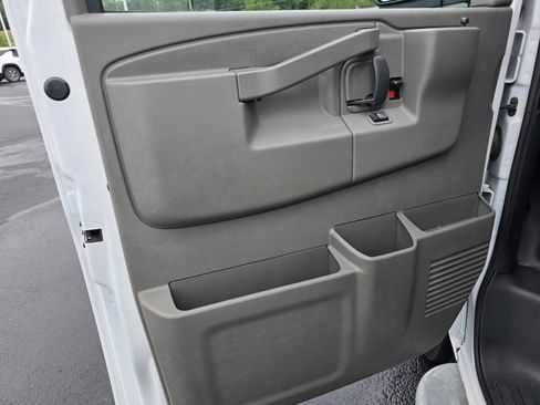 Used 2023 Chevrolet Express 2500 w/ Driver Convenience Package image 12