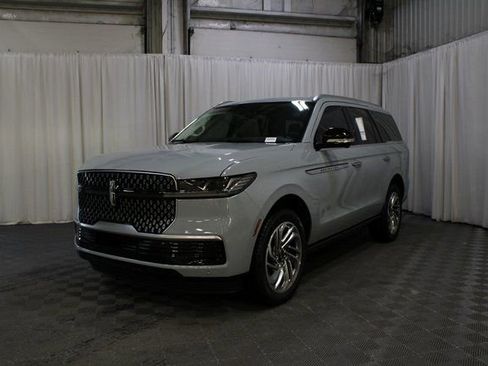 New 2026 Lincoln Navigator Reserve AWD/4WD image 54