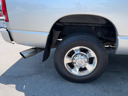Used 2004 Dodge Ram 3500 Truck SLT w/ Sport Appearance Group AWD/4WD image 13