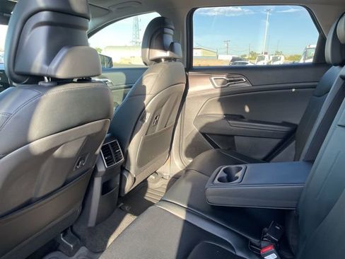 New 2026 Kia Sportage EX w/ EX Panorama Roof Package image 40