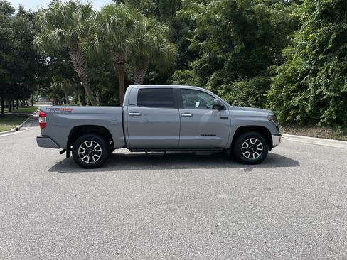 Used 2020 Toyota Tundra Limited w/ Limited Premium Package AWD/4WD image 10