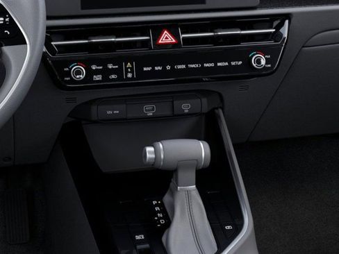 New 2026 Kia Niro LX image 23