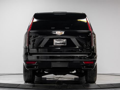 Used 2023 Cadillac Escalade ESV Sport Platinum image 41