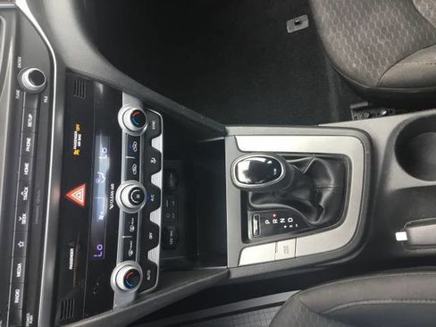 Used 2020 Hyundai Elantra SEL w/ Cargo Package (C1) image 18