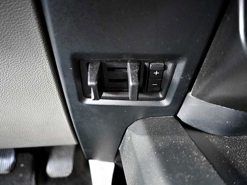 Used 2018 Ford F150 XL w/ Equipment Group 101A Mid RWD image 21