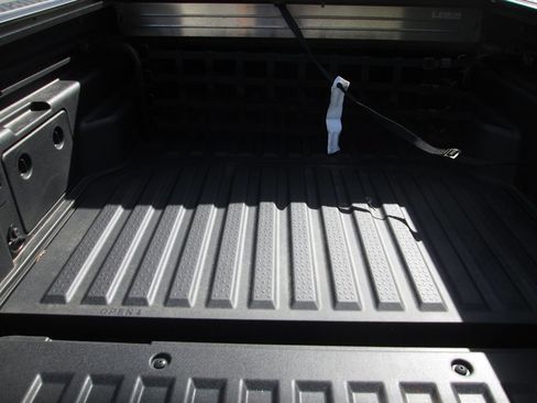 Used 2025 Hyundai Santa Cruz SEL image 6