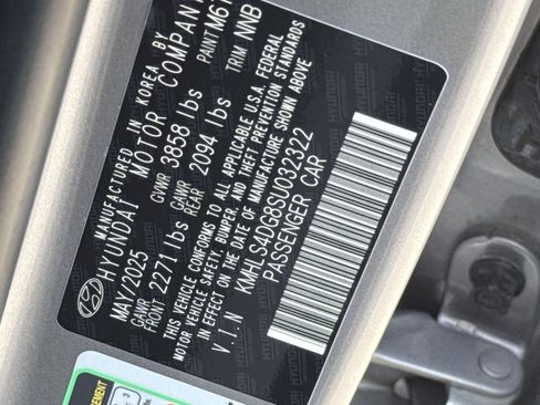 Certified 2025 Hyundai Elantra SEL FWD image 29