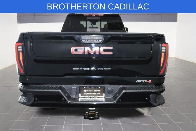 Used 2024 GMC Sierra 3500 AT4 w/ AT4 Premium Plus Package AWD/4WD image 4
