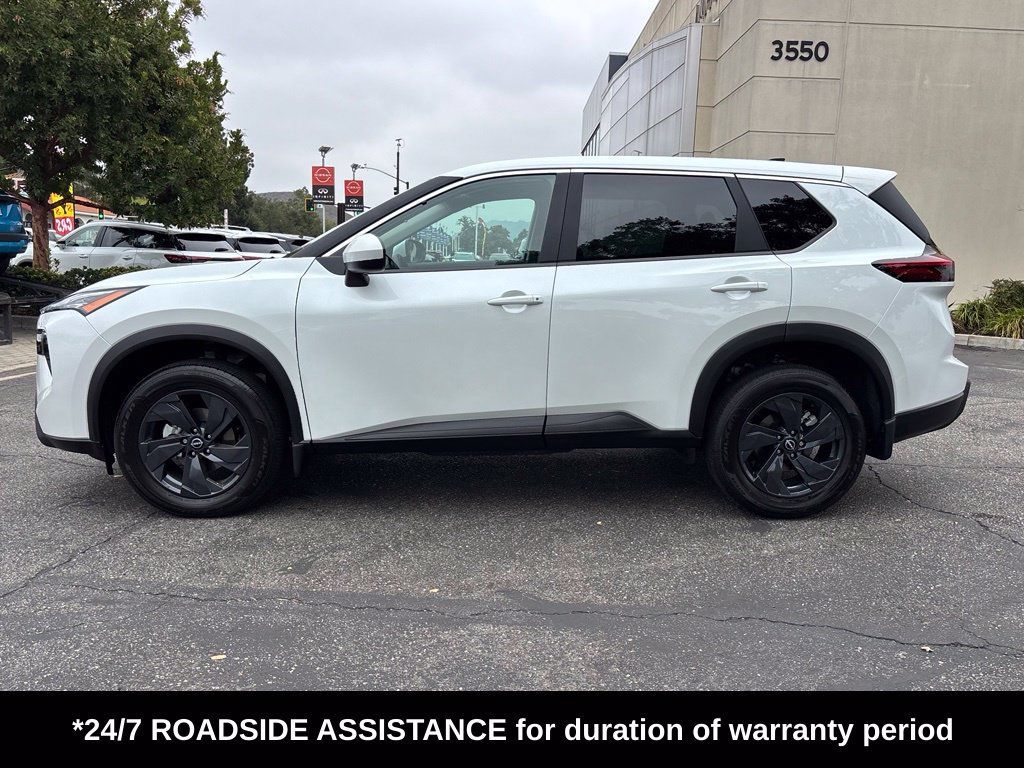 Certified 2026 Nissan Rogue SV w/ Cold Weather Package FWD image 9