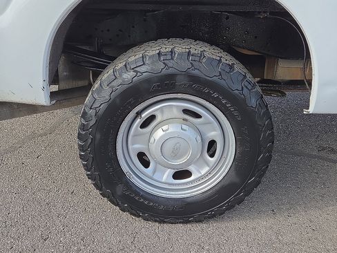 Used 2015 Ford F250 XL image 7