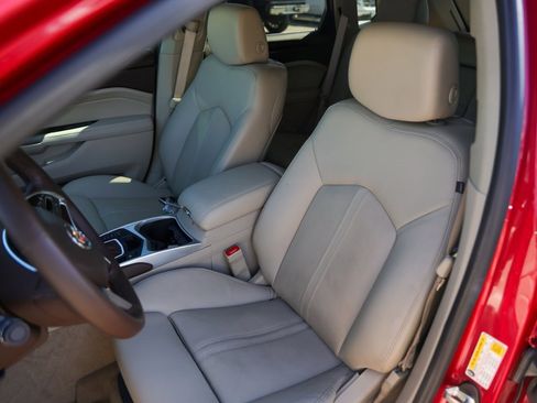 Used 2016 Cadillac SRX Premium w/ Trailering Package image 7