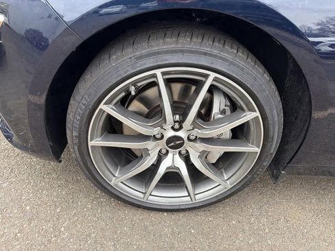 Used 2026 Genesis G70 2.5T image 5