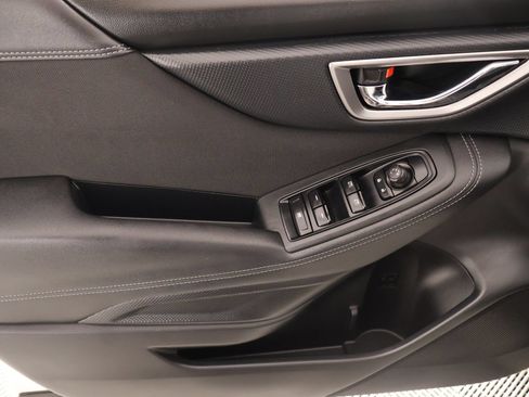Used 2022 Subaru Forester Premium AWD/4WD image 16