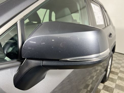 Used 2021 Toyota RAV4 XLE image 13