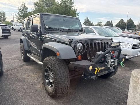 Used 2010 Jeep Wrangler Unlimited Sport AWD/4WD image 3
